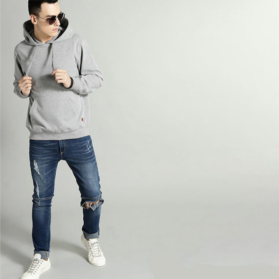 https://www.fashionrise.in/products/the-lifestyle-co-men-grey-melange-solid-hooded-sweatshirt
