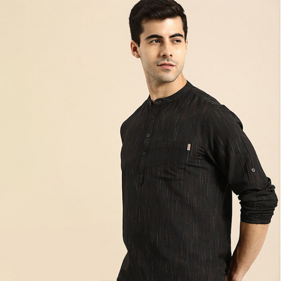 https://www.fashionrise.in/products/men-black-woven-design-kurta