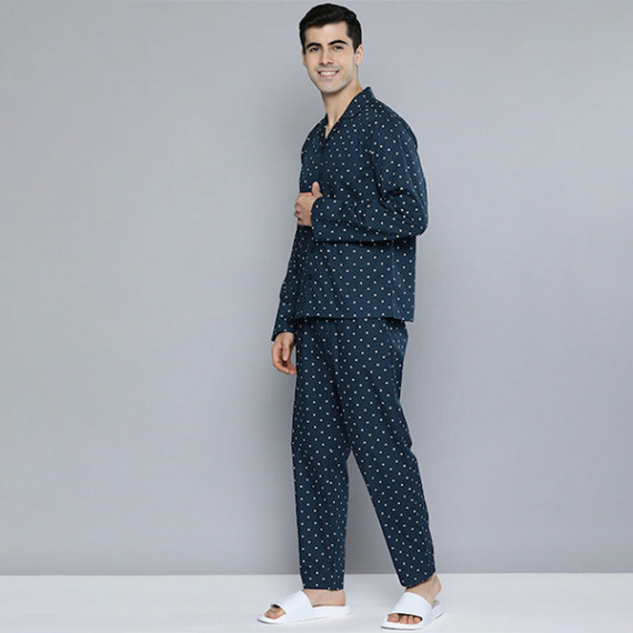 https://www.fashionrise.in/products/men-navy-blue-white-printed-pure-cotton-night-suit