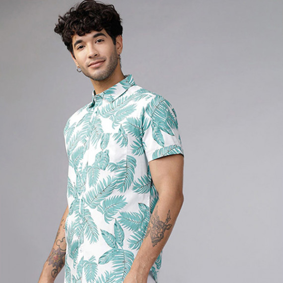 https://www.fashionrise.in/products/men-green-white-slim-fit-printed-casual-shirt